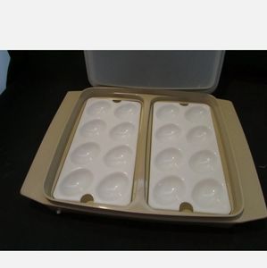 Vintage Tupperware Deviled Egg Keeper